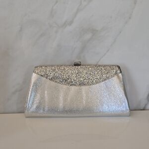 Silver Clutch Metallic Glitter Vintage purse silver clasp chain strap